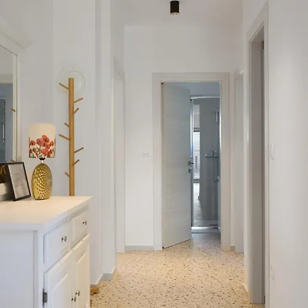 Eleonora Mare Apartment
